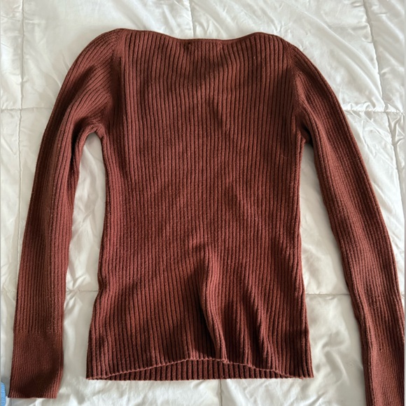 Rust Ribbed Long Sleeve Top - Picture 3 of 3